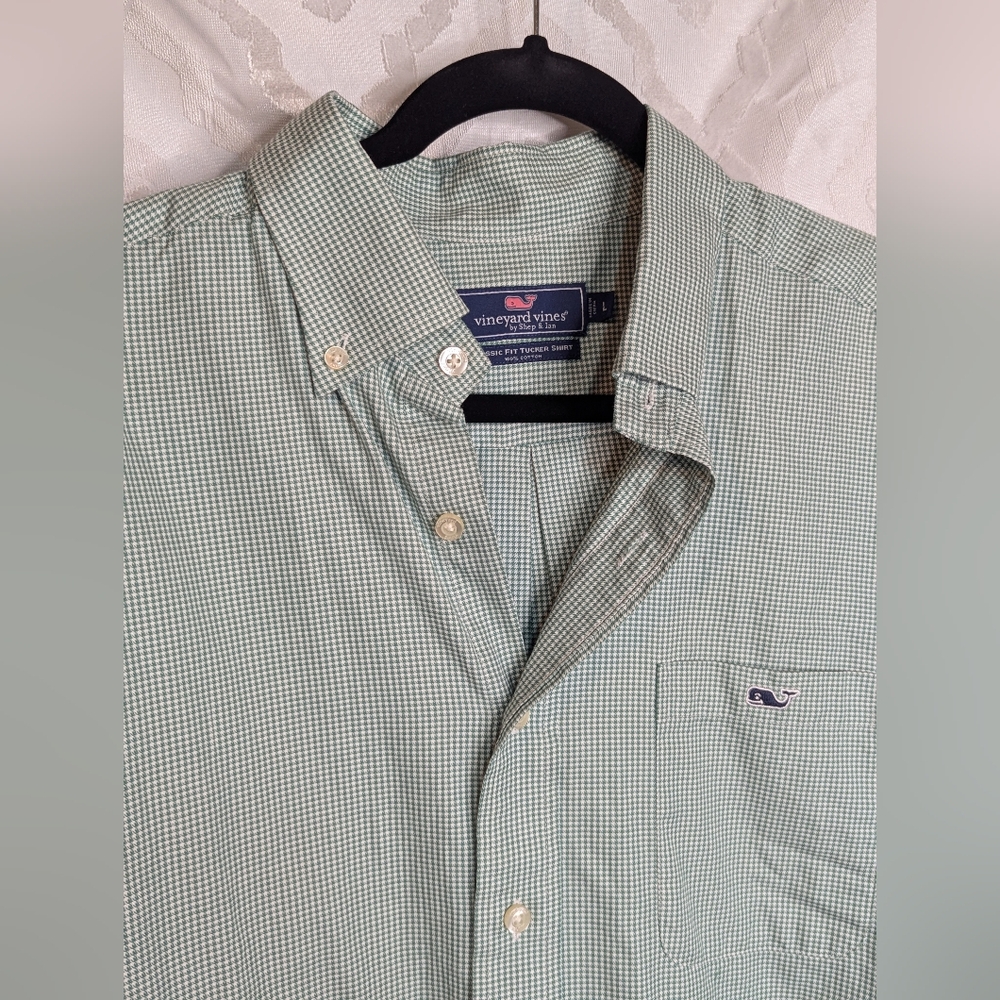 Vineyard Vines long sleeve shirt